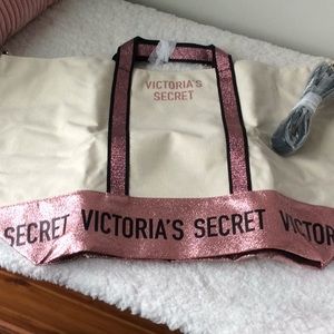 NWT Victoria’s Secret tote bag